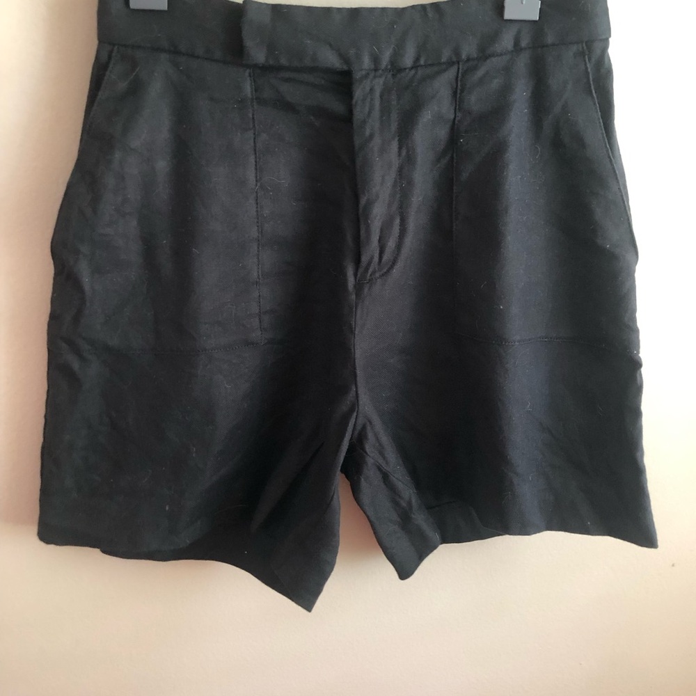 Banana Republic Black Flat Front Shorts Lightweight Casual